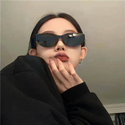 笑容甜美路人女生网名